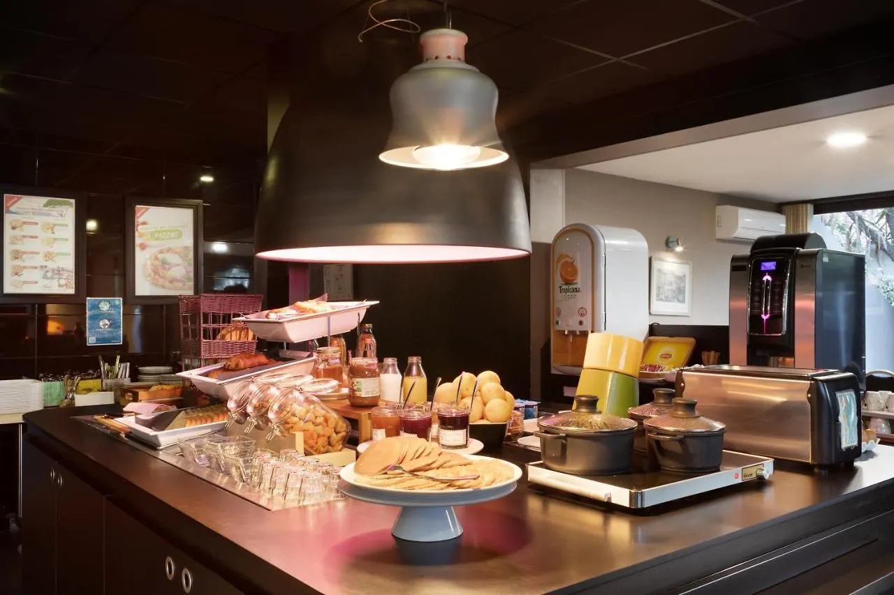 *** Hotel Campanile Toulon - La Seyne Sur Mer - Sanary Six-Fours-les-Plages Francia