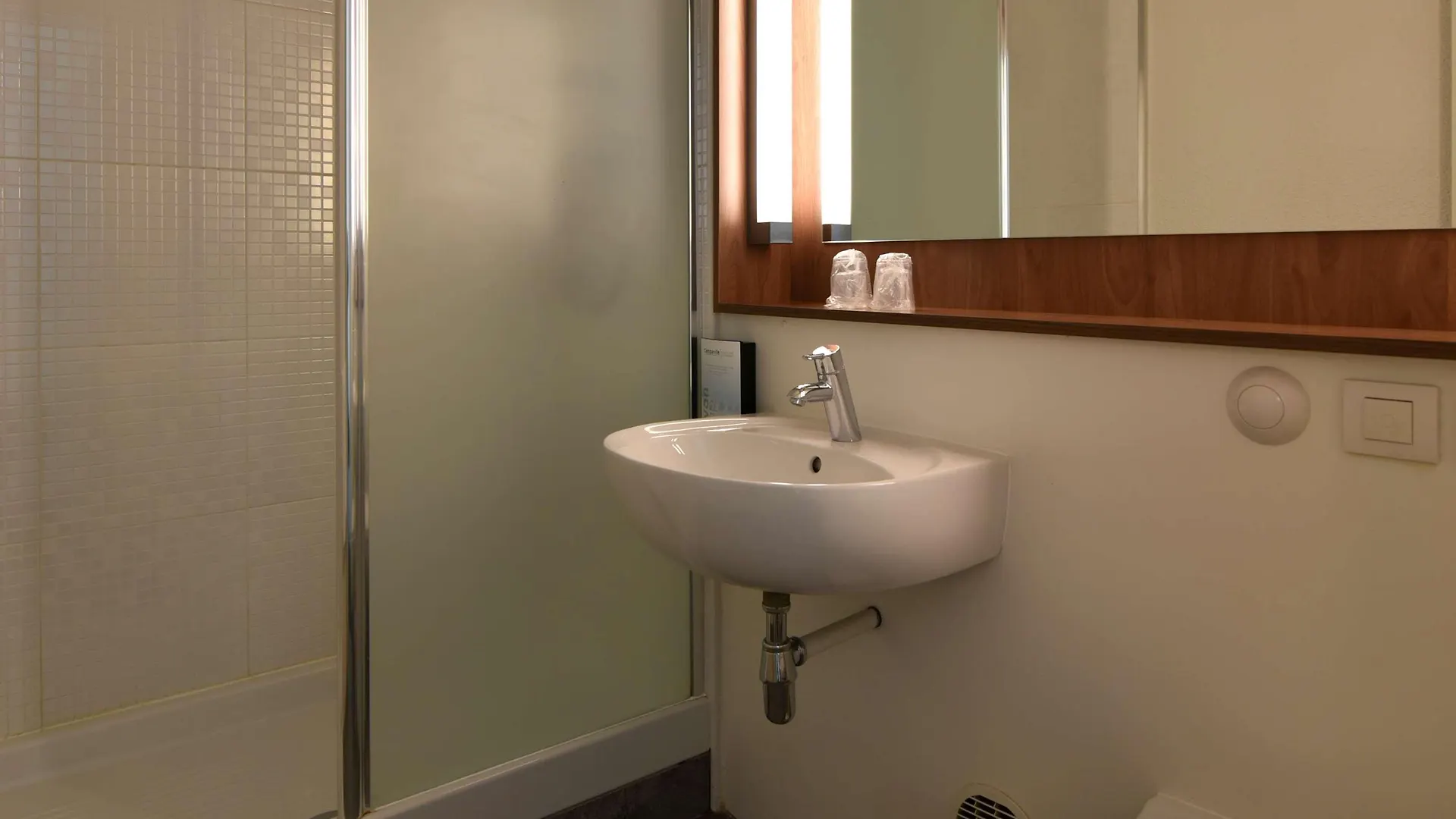 Hotel Campanile Toulon - La Seyne Sur Mer - Sanary Six-Fours-les-Plages