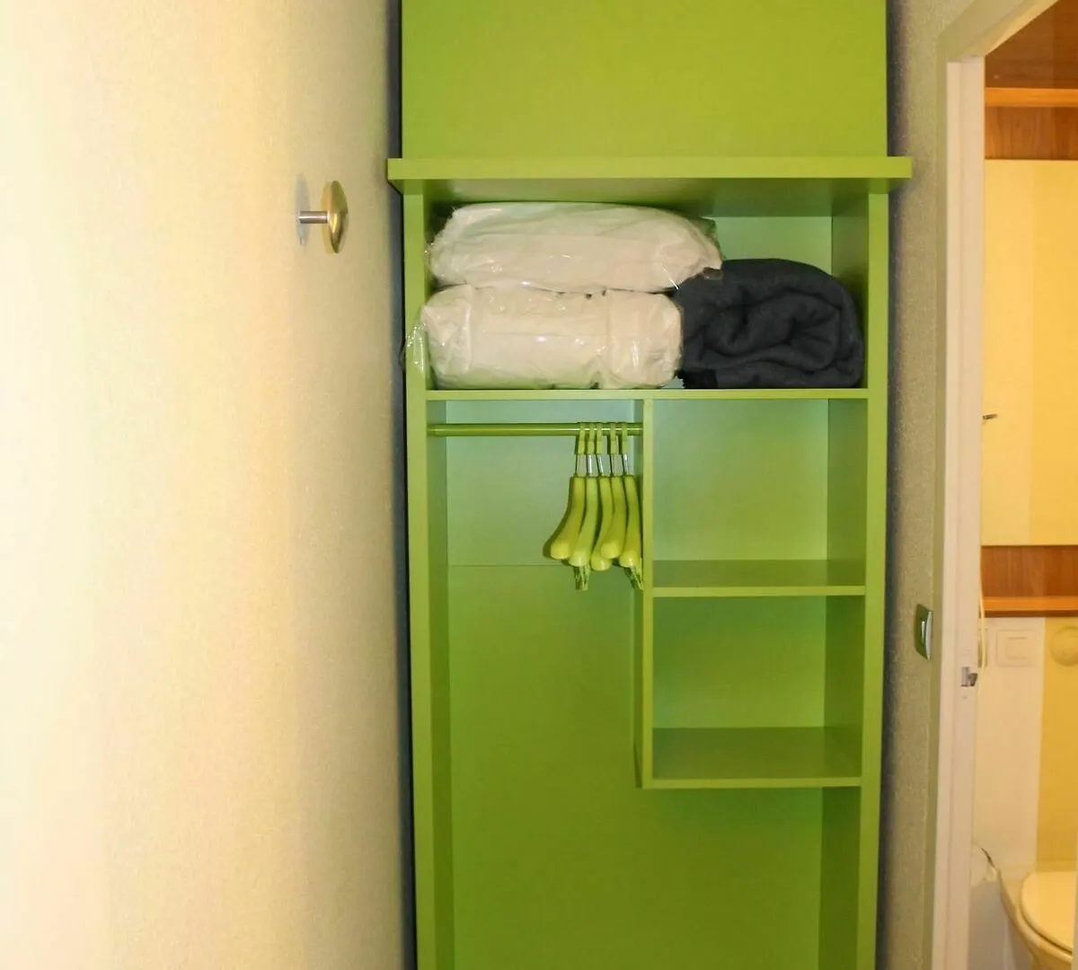 *** Hotel Campanile Toulon - La Seyne Sur Mer - Sanary Six-Fours-les-Plages Francia
