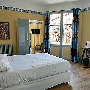 https://trianon.hotels-rhonealpes.com